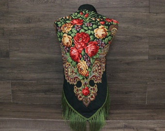 Écharpe en laine ukrainienne Slave Babushka Écharpe florale Moderne Chic Boho Chale Russe Pavlovo Posad avec un design floral classique intemporel Cadeau pour elle