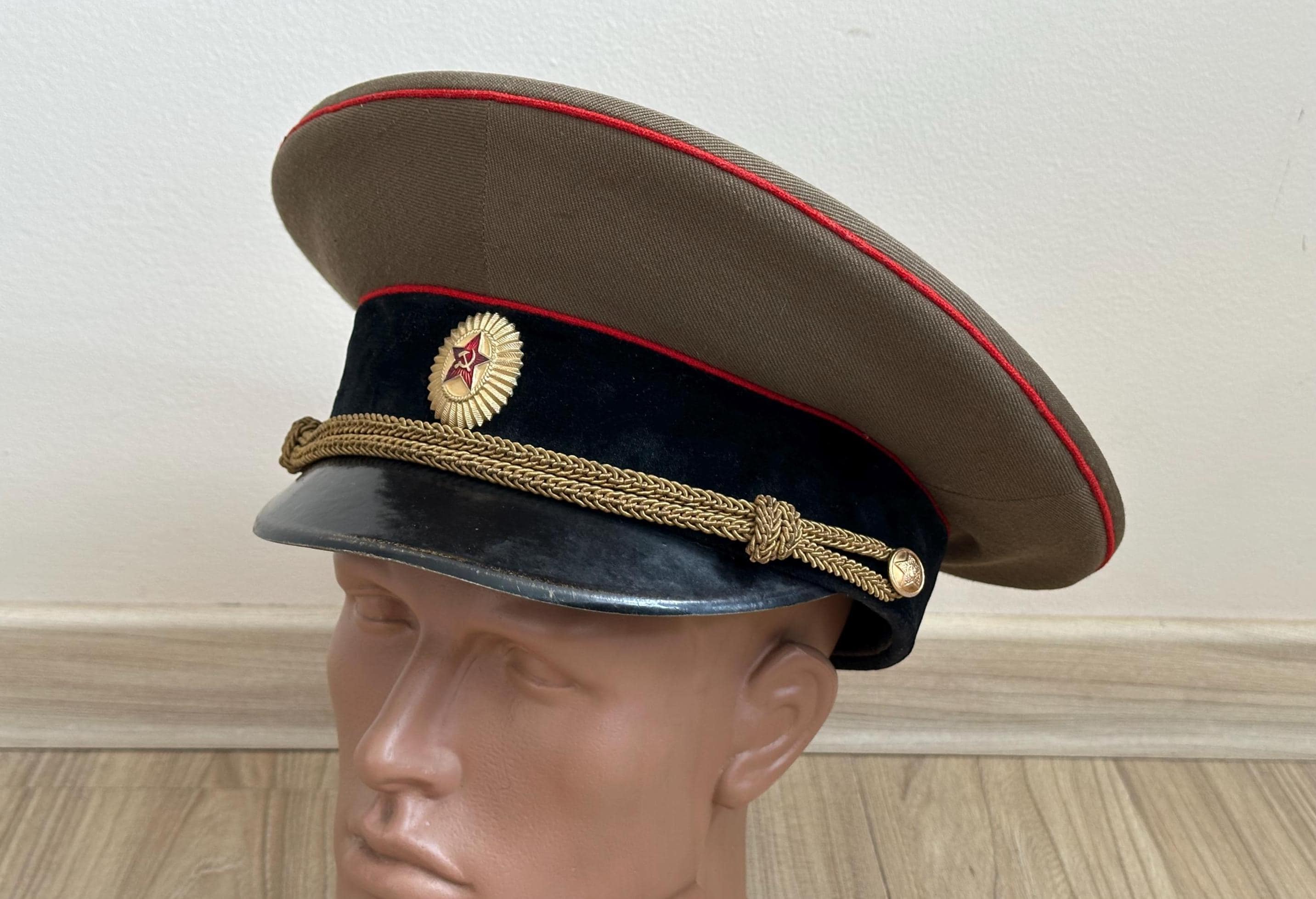 東ドイツ軍ジャクブ－ツ兵・下士官用 （新品実物) 東ドイツ軍ジャクブ