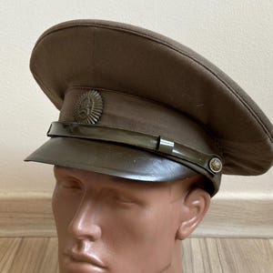 Sovjetunionens original sovjetiska arméofficersvisirkeps, sovjetisk officerskeps för fältträning, officer i Sovjetunionens röda armé, samlarobjekt, present till honom