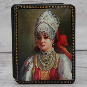 Ukrainische Lackbox, Fedoskino Kunstmalschule, Porträt, handgefertigt, Schmuckkästchen, Wohndekoration, Geschenkbox, Schmuckkästchen