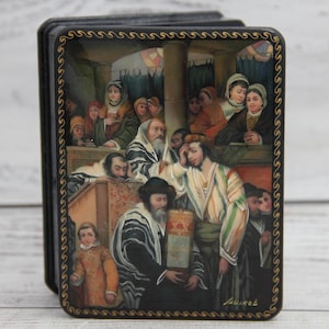 Ukrainian Lacquer Box, Palekh Art Painting School, Portrait, Handmade, Jewelry Box, Home decor, Gift Box