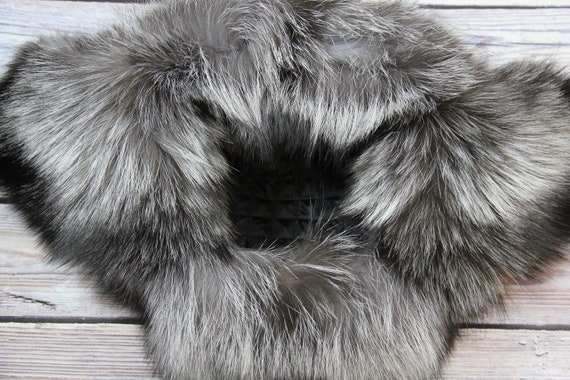 MADE in UKRAINE Winter Arctic Fox Fur Hat, Natural Ushanka  display picture 1