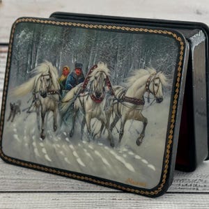Made in Ukraine Lacquer Box, Ukrainian Art Painting School, Troyka, Handmade, Jewelry Box, Home Decor, Gift Box
