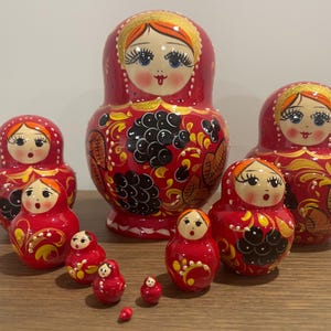 Czerwona kolorowa, słodka drewniana lalka matrioszka, 10 elementów, 6,69'' lub 17 cm, drewniana lalka matrioszka, ręcznie malowana matrioszka, prezent świąteczny