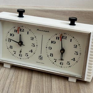 Vintage Soviet Tournament Chess Clock Mechanical Watch USSR Timer Clock Yantar