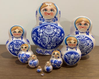 Süßes Gesicht Traditionelle Ukrainische Nistpuppe 5 Stück 6,3'' oder 16 cm, Holznistpuppe, handbemalt, Weihnachtsgeschenk, Geschenk für Sie
