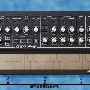 Puede incluir: Un sintetizador negro Stylophone Gen R-8 con un teclado de 25 teclas y una variedad de botones y perillas. El sintetizador tiene 12,7 cm de ancho.