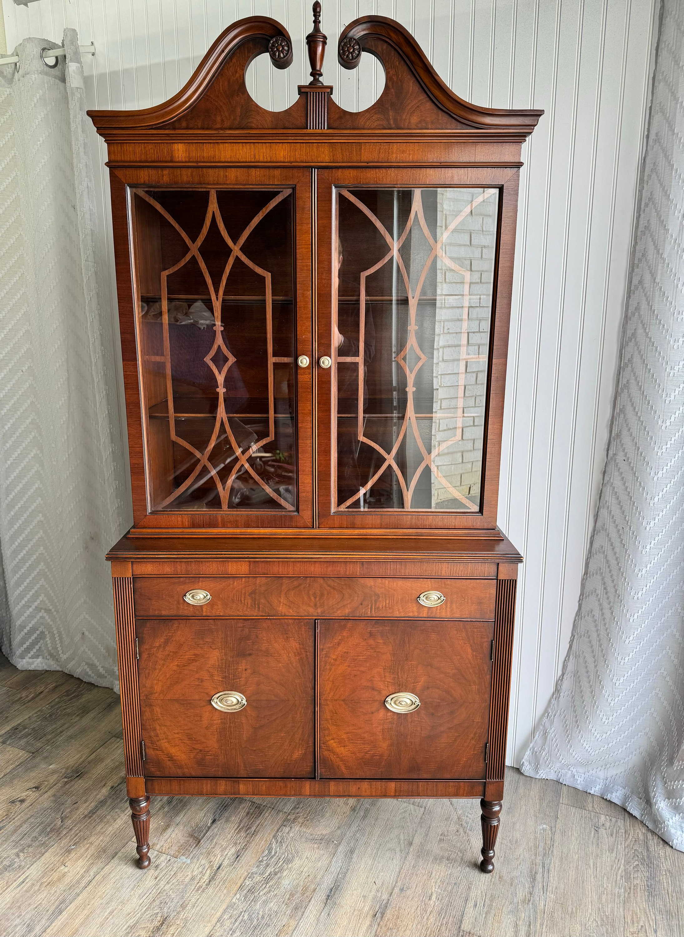 Thomasville Cabinet Company China Cabinet Etsy UK