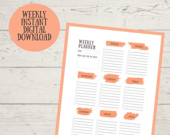 Puede incluir: Un planificador semanal blanco con borde y acentos naranjas. El planificador incluye secciones para cada día de la semana, con espacio para notas y objetivos. El texto incluye "Weekly Planner" y "Weekly Instant Digital Download."