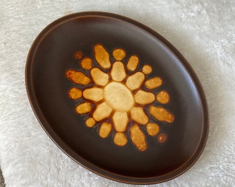 Wedgwood Sterling Capricorn Steak Plate: 60s Retro Oven-to-Tableware