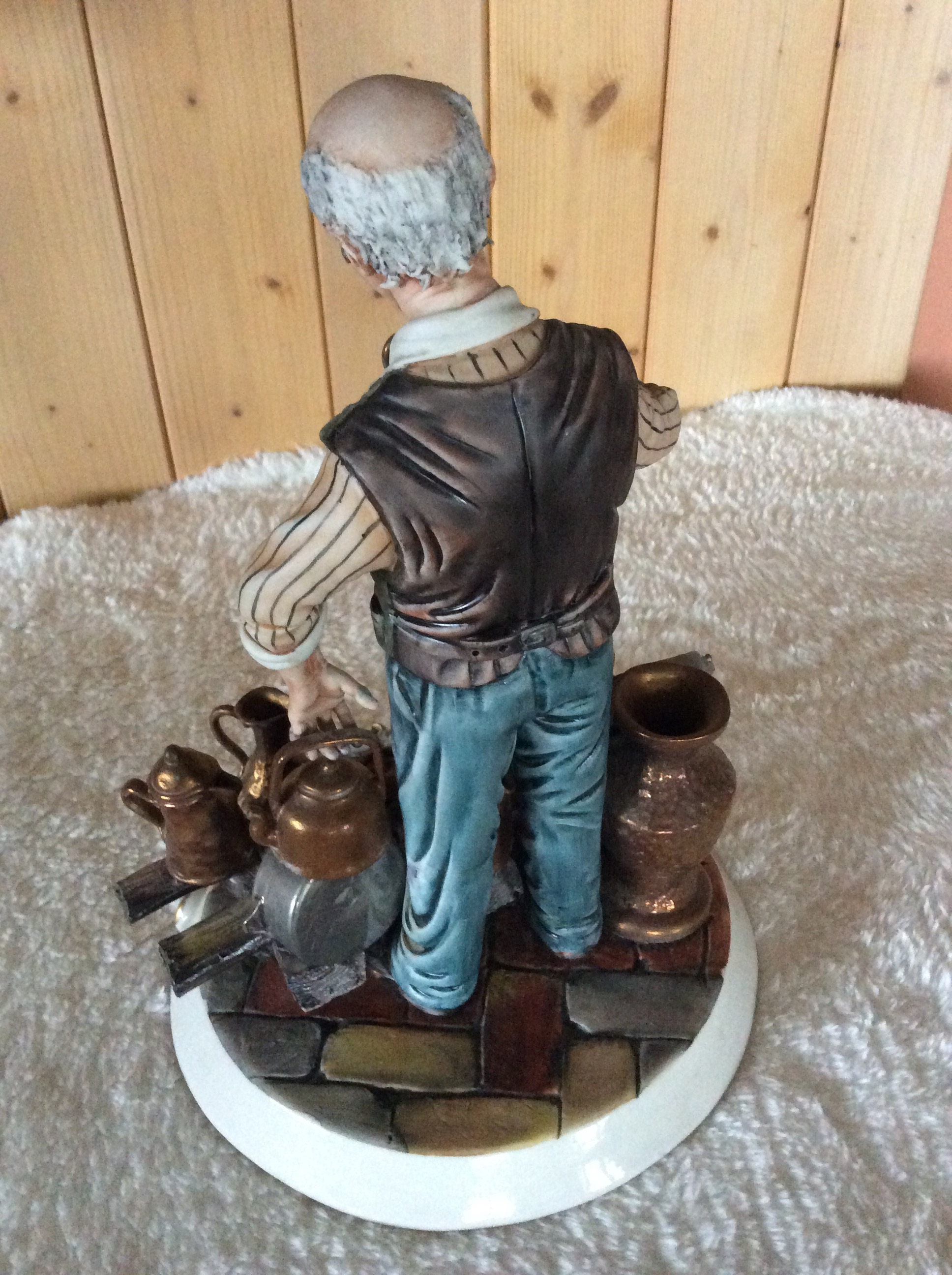 Capodimonte Figurine Tradesman Selling Tinware Figurine Etsy.de