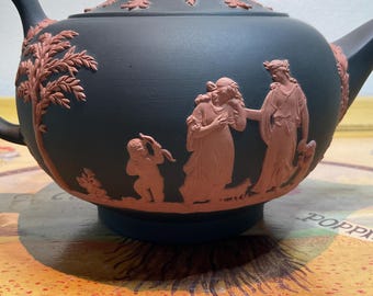 Vintage Wedgwood Black Jasperware Teapot: Terracotta Relief