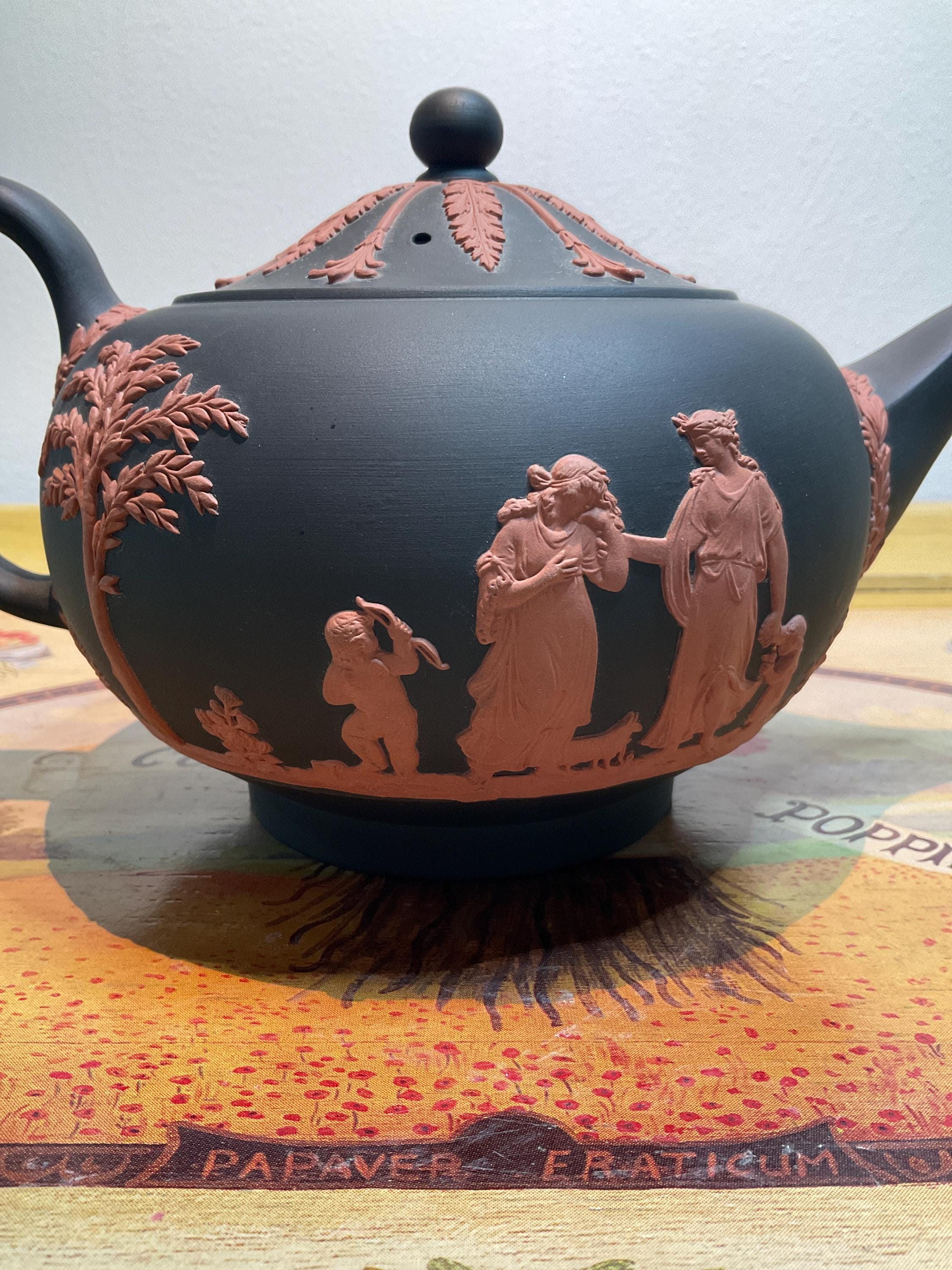 Vintage Wedgwood Black Jasperware Teapot: Terracotta Relief