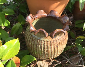 Stoneware Frill Flower Bowl