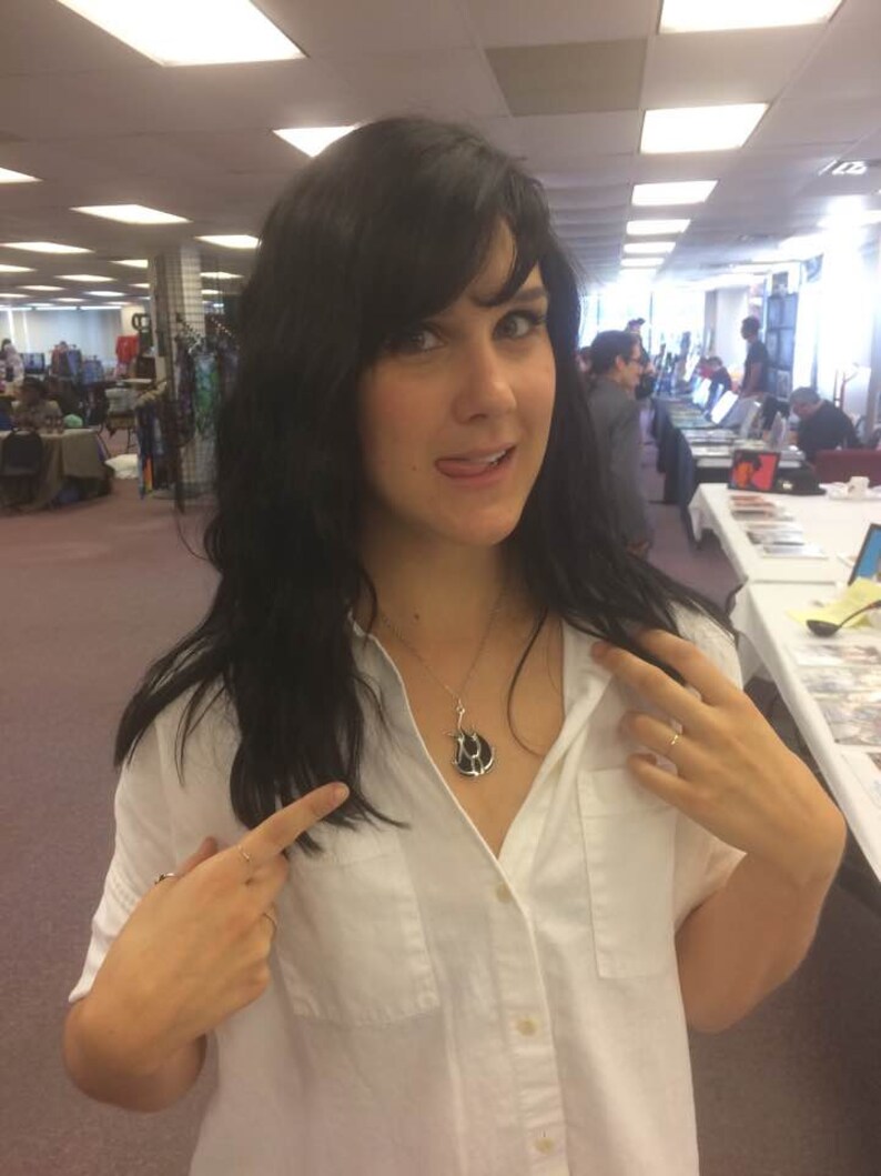 RWBY Velvet Scarlatina Necklace Ruby Rose Yang Blake Weiss Pyrrha Qrow Cinder Roman Neo White Fang Beacon Academy Sun Velvet Bumbleby