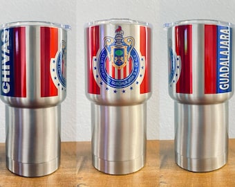 Termo Chivas de Guadalajara 20 oz stainless steel tumbler. Custom cup silver and white chivas.