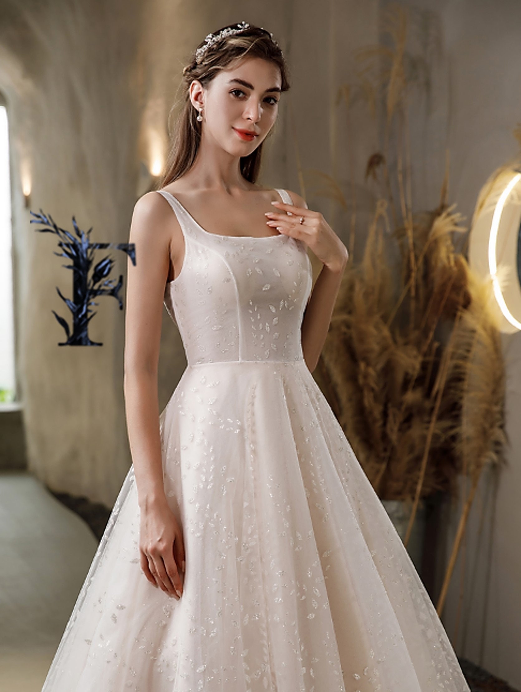 Elegant Wedding Dress Leaf Pattern Inspired Designs for Timeless Bridal Fashion