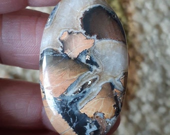 Maligano Jasper Cabochons: Indonesian
