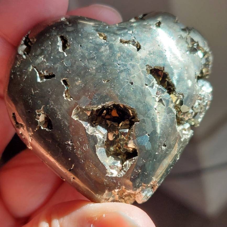 パイライトハート（65g - 152g）ペルー産、プレミアム品質 [**価格は