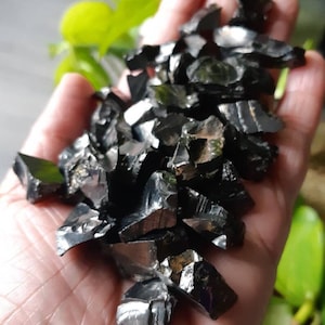 PICCOLA Shungite GREZZA 0-2 g ciascuna (Shungite Nobile/Elite/Argentata) Alta Qualità **Il prezzo è basato sulla quantità**