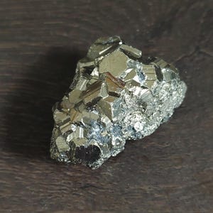 Raw Pyrite Clusters (37-90g each): Peruvian