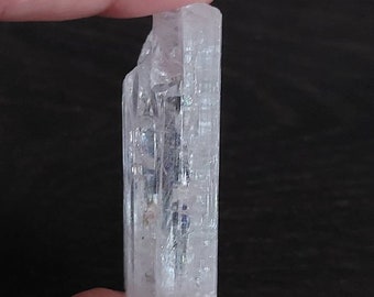 ダンビュライト 2～16g 各：ダンベリー（米国産）