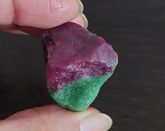 Raw Ruby Zoisite Crystal: Tanzania Origin