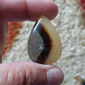 Septarian (High Grade Cabochons) [**Price is for one crystal**]