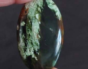 Mtorolite (Chrome or Emerald Chalcedony) Cabochons: Zimbabwe Origin