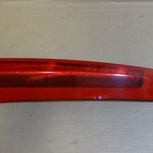 2000-2006 Volvo XC90 Upper Right Reflector Tail Light Assembly