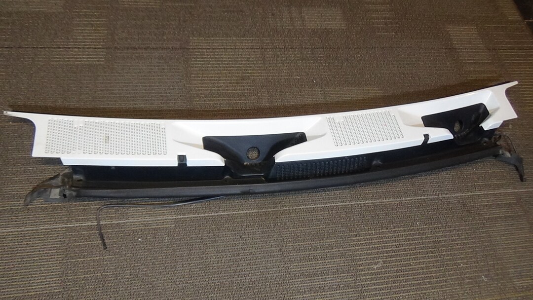 20062010 Hummer H3 Windshield Wiper Hood Cowl Panel Grille Etsy