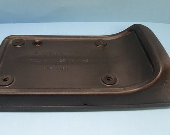 Uchwyt tablicy rejestracyjnej Jeep Wrangler TJ z lat 1997–2006