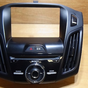 2014-2018 Ford Focus ST Sony Radio Control Switch Panel Luftventiler