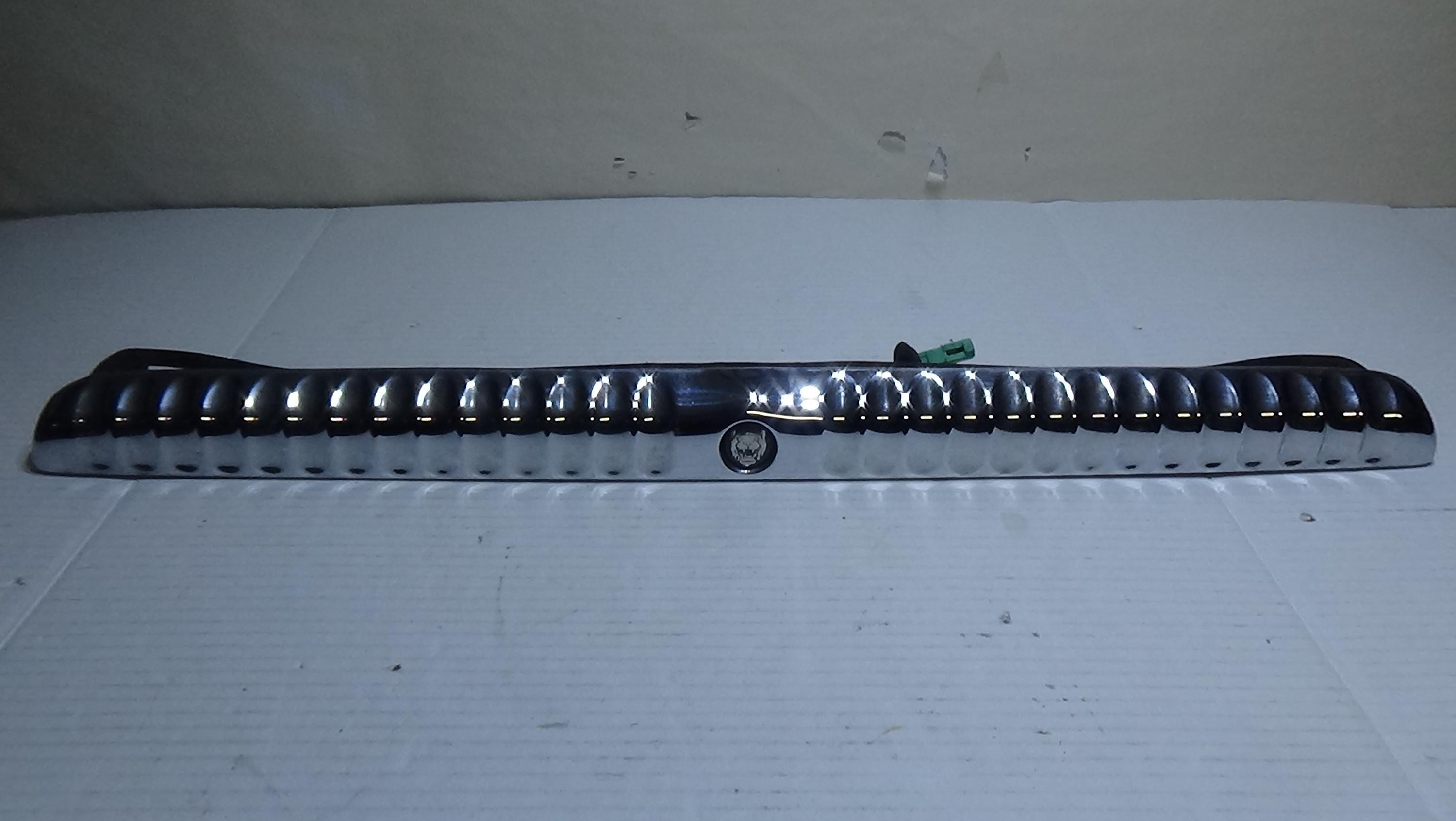 1998-2003 Jaguar Vanden Plas XJ8 XJR Rear Trunk Chrome Molding