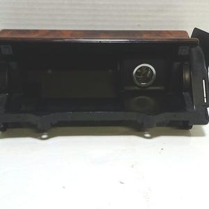 2004-2007 Jaquar XJ8 X350 Vanden Plas Center Console Ash Tray