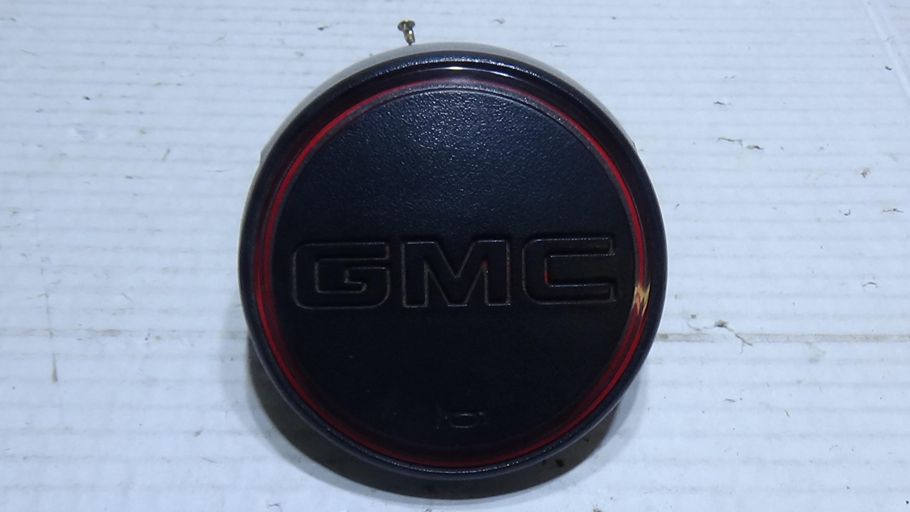 1988-1994 GMC Sierra Steering Wheel Horn button Pad