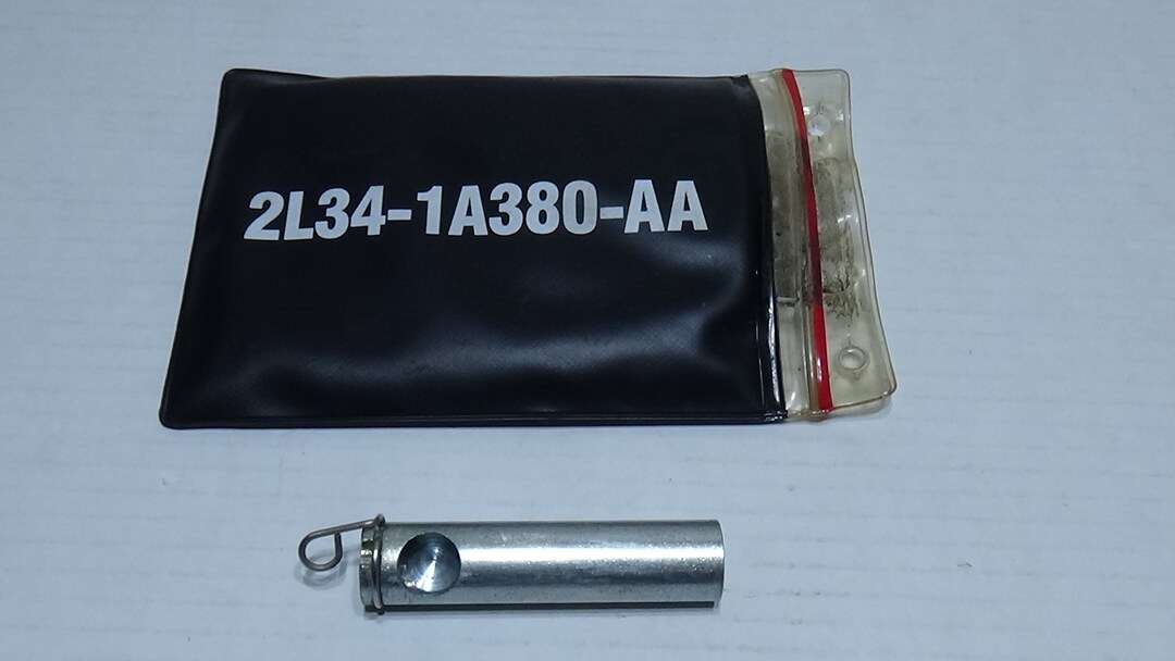 Ford F150 F250 F350 Spare Tire Key Lock 2L341A380AA Etsy