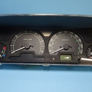 1999-2004 Land Rover Discovery 11 Instrument Cluster 260k