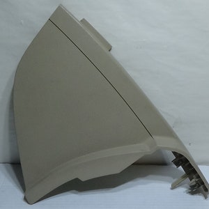 2005-2009 Ford Mustang Passenger Right Side Kick Panel Beige