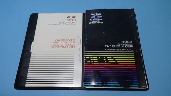 1993 Chevrolet Truck Owners Manual – Original Style Paper Guide (Bishko)