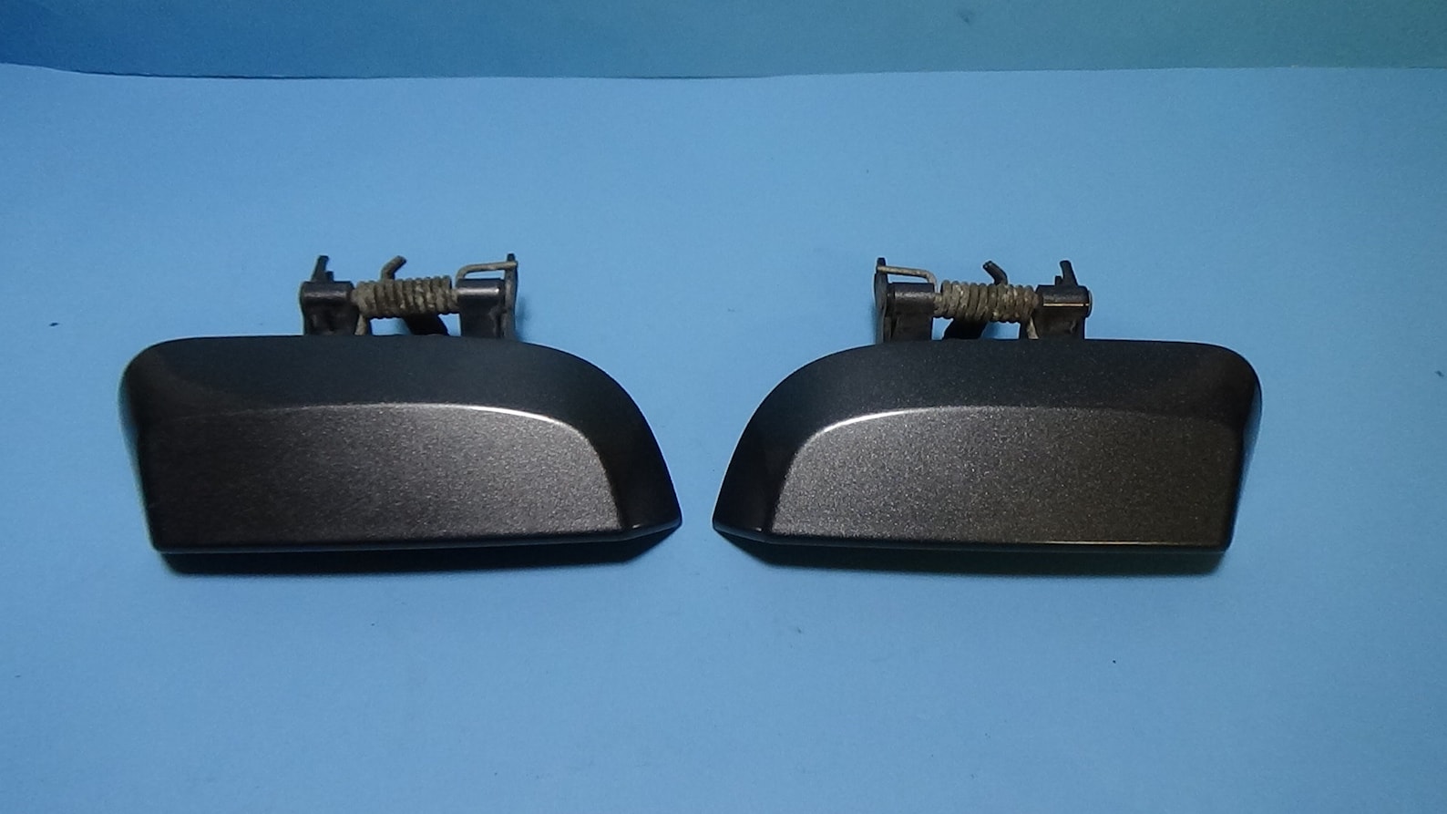 20042010 Nissan Armada Left Right Rear Exterior Door Handle Gray Etsy