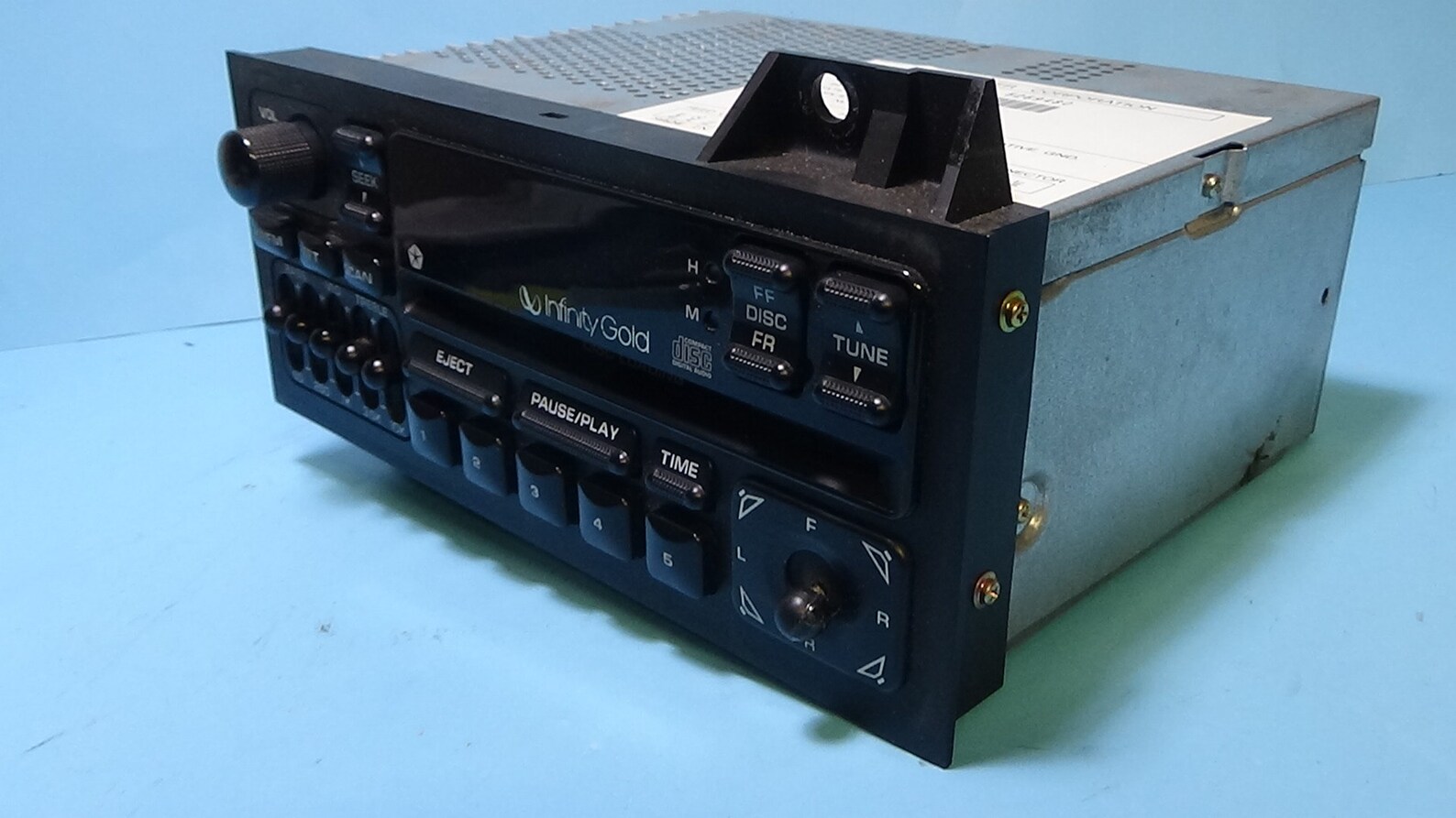 1997 Jeep Cherokee Radio