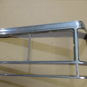 1986-1992 Cadillac Brougham LH Driver Side Marker Headlight Trim Bezel