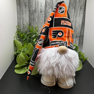 Philadelphia Flyers Gnome | Hockey Gnomes | Home and Office Decor