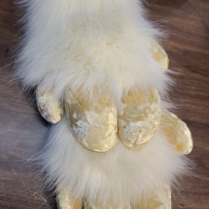 Hoof Paws Gold & Cream