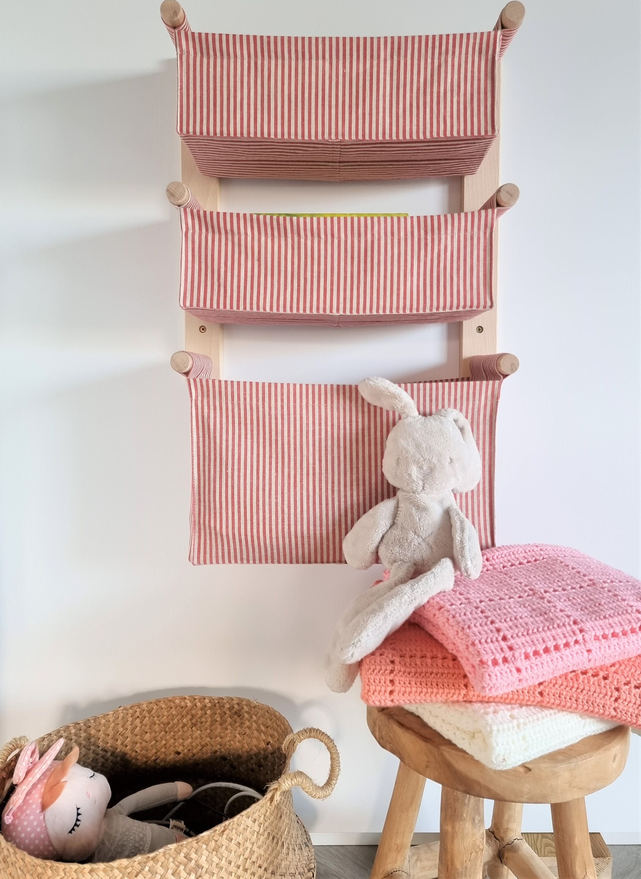 Hanging Storage Basket 6Pcs 4 x 5 Wall Hanging Basket Large Hanging Storage Basket 6Pcs 4 x 5 Wall Hanging Basket Large