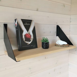 Wandregal aus Holz, schwimmendes Industrieregal, Metallhängeregal, Industrieregal mit Metallhalterungen