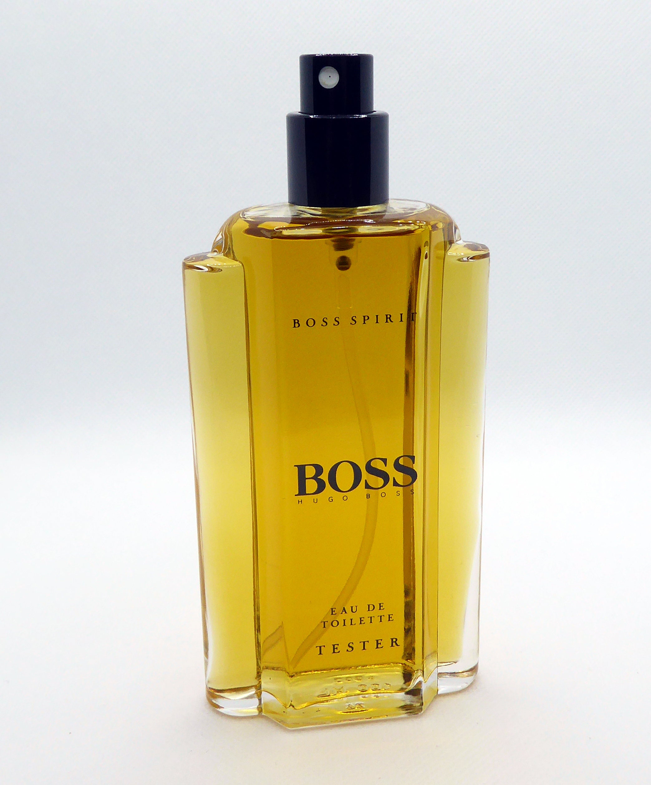 Boss spirit. Hugo Boss Spirit. Hugo Boss Boss Spirit туалетная вода 2 мл. Духи Waterlily Tea Dress Zara.