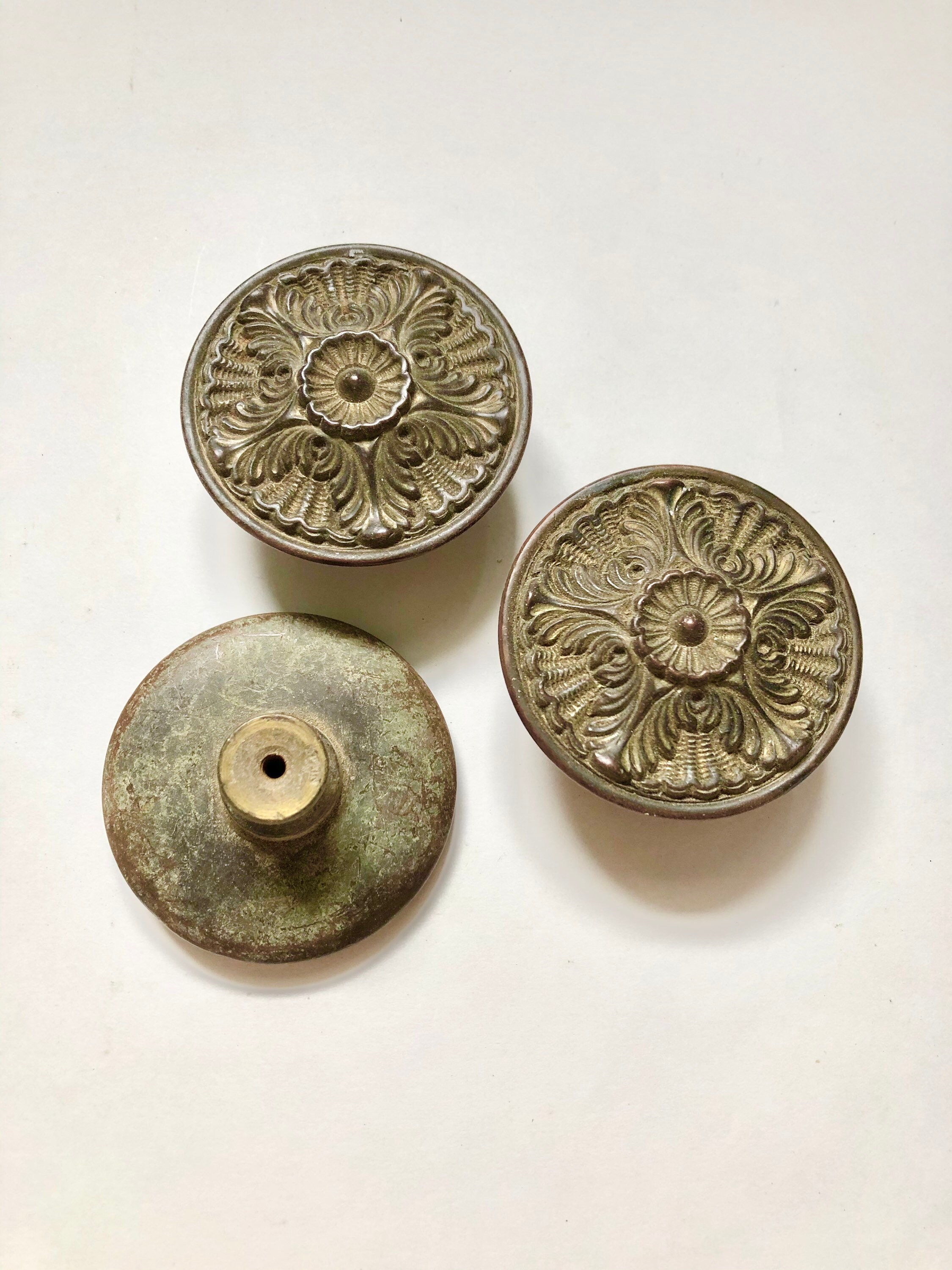 Set of 3 Brass Vintage Knobs/Pulls Etsy