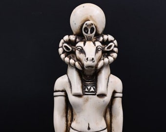 陶工の神クヌムの像 ニルの源 エジプト美術 エジプトで作られた緑色の